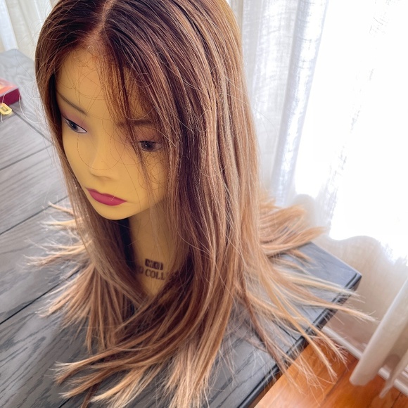 super natural look! Lace top w silk fabric under antislip Wig premium human hair